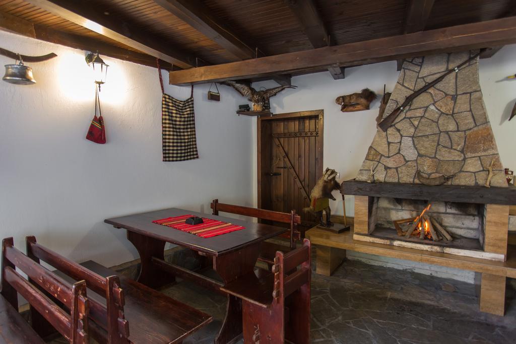 Hera Guest House Chiflik Ngoại thất bức ảnh
