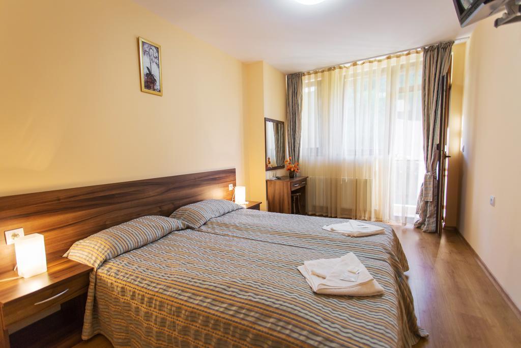 Hera Guest House Chiflik Ngoại thất bức ảnh