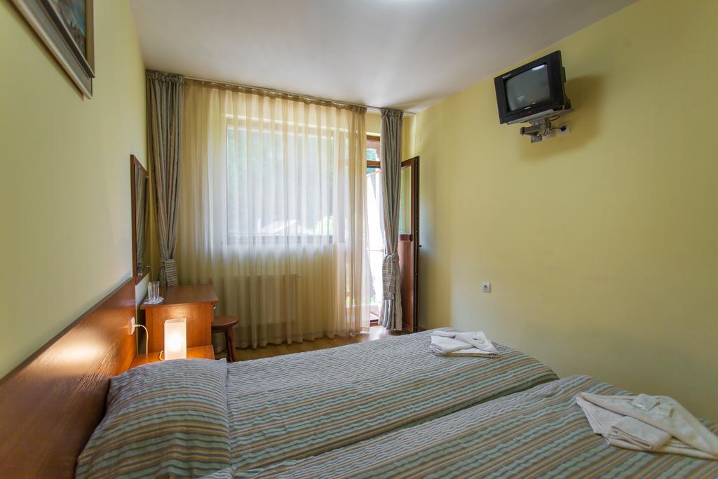 Hera Guest House Chiflik Ngoại thất bức ảnh