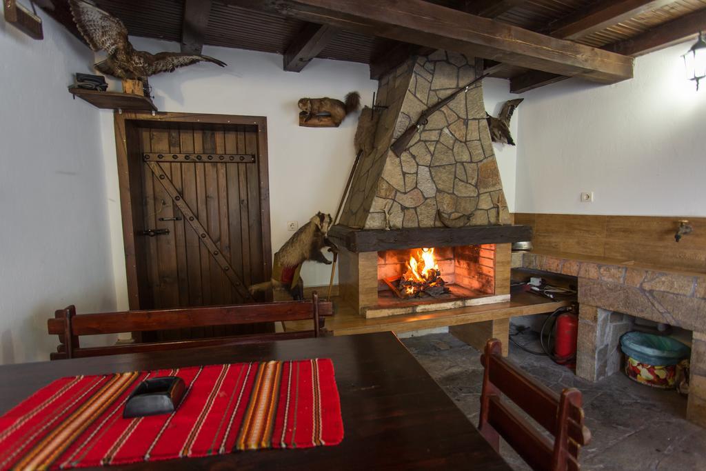 Hera Guest House Chiflik Ngoại thất bức ảnh